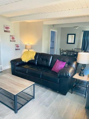Spacious Reno Apartment #B minutes from downtown